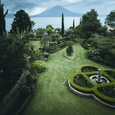 roberto-nickson-b9dmHiTXkLk-unsplash